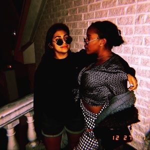 Meet your Posher, Olivia